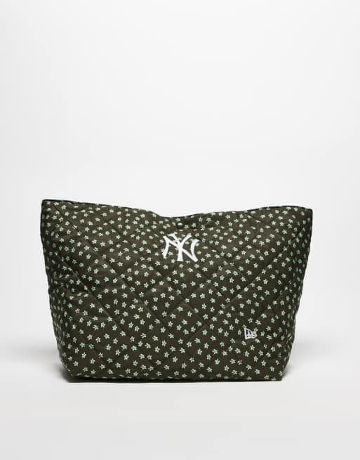New Era – Czarna pikowana torba typu tote w kwiatowy wzór z logo NY Yankees