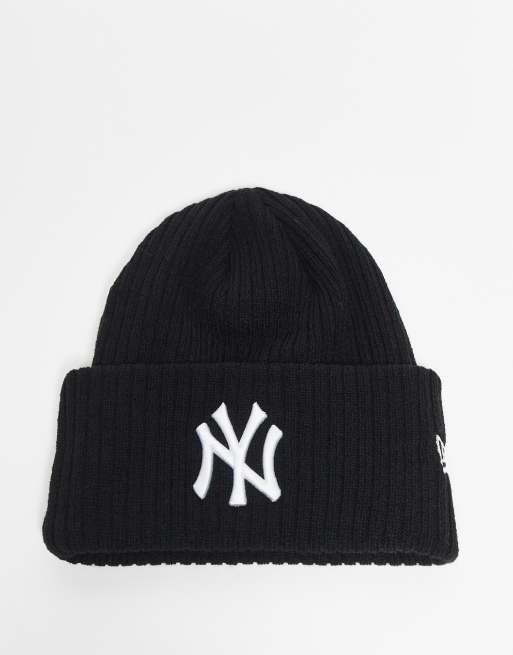 New Era – Czarna prążkowana czapka beanie z szeroko podwiniętym brzegiem i logo NY Yankees