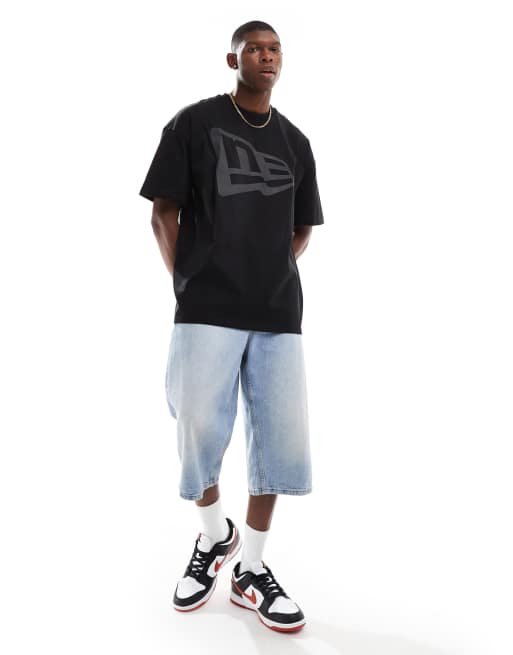 [New Era]★BLACK LABEL★DOLMAN T-SHIRTS New Era – Czarny T-shirt z dużym logo | ASOS