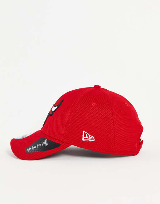 New Era Diamond Era 9FORTY Chicago Bulls mesh baseball cap in red, 2 of 4