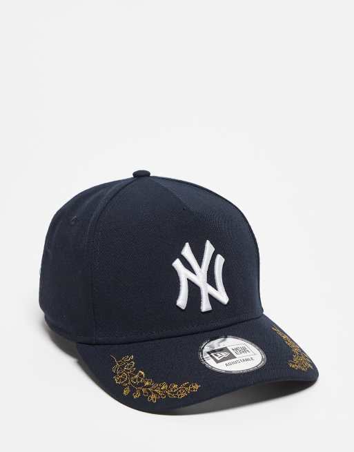 New Era – E Frame – Granatowa czapka z daszkiem z motywem NY Yankees, logo i kwiatowym motywem
