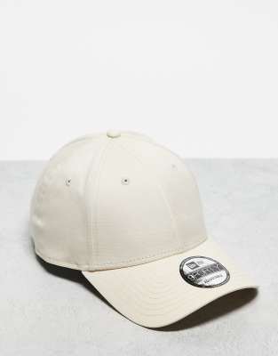 New Era New Era essential 9forty cap in beige-Neutral