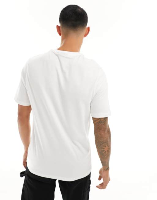 New Era essentials short sleeve t-shirt in white, 4 of 4