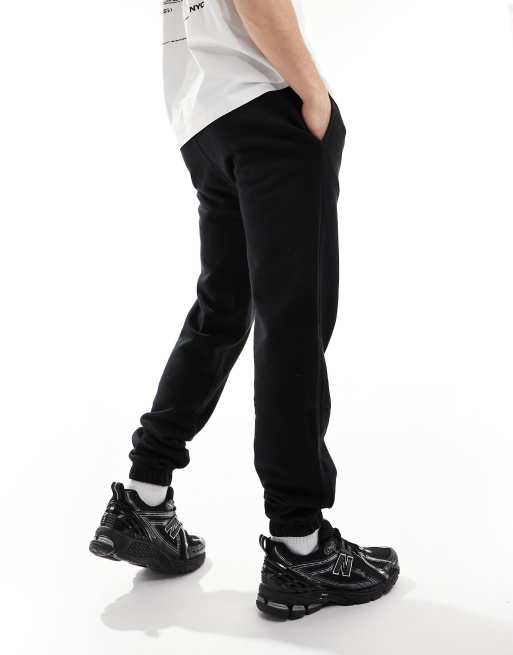 New Era – Essentials – Svarta mjukisbyxor, 3 av 5