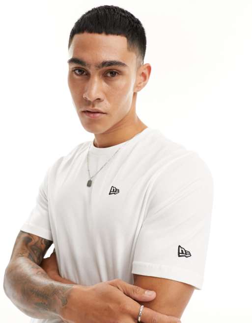 New Era – Essentials – T-Shirt in Weiß, 3 von 4