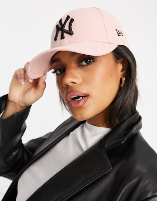 New Era Exclusive NY 9Forty cap in light pink with black logo