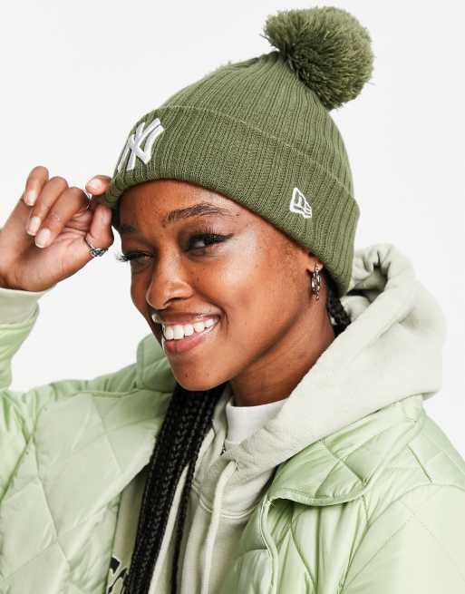 New Era - Exclusivité - Bonnet côtelé avec deux pompons et inscription NY - Kaki, 3 de 4