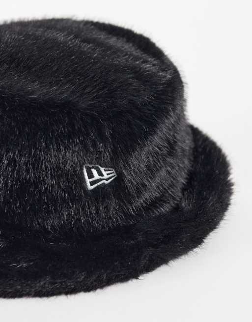 New Era faux fur bucket hat in black, 2 of 3