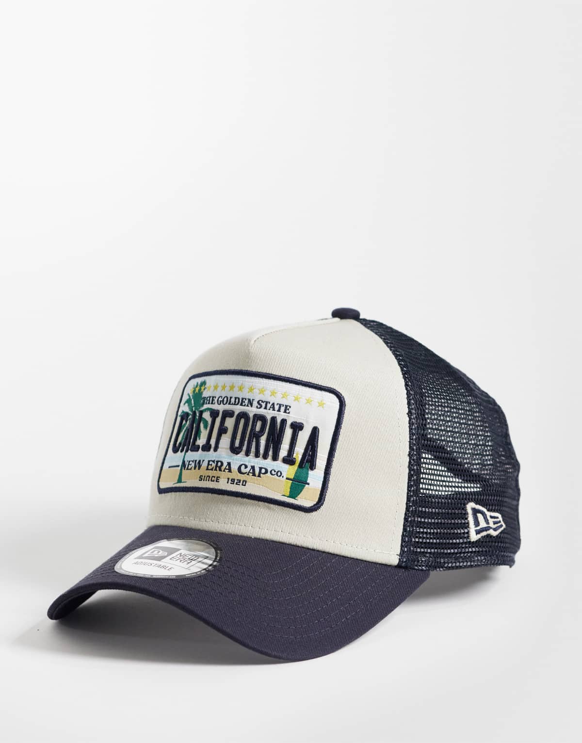 New Era Gorra de camionero multicolor con parche de "California"