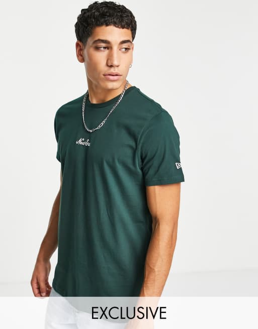 New Era – Heritage – Grön t-shirt med textlogga, endast hos ASOS 