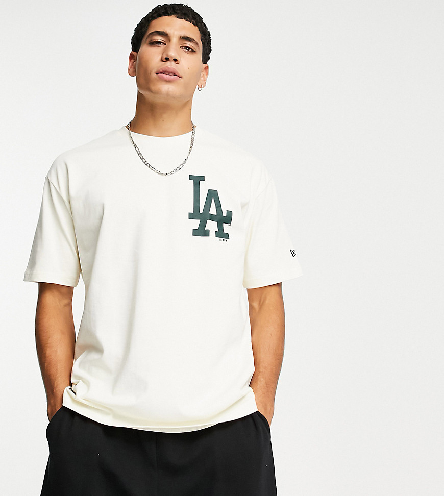 New Era - Heritage - LA Dodgers - Oversized T-shirt in gebroken wit, exclusief bij ASOS