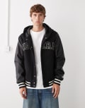 [New Era] New Era hooded varsity bomber jacket in black M BLACK