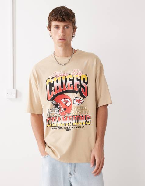 New Era Kansas City Chiefs oversized t-shirt in beige - view 1