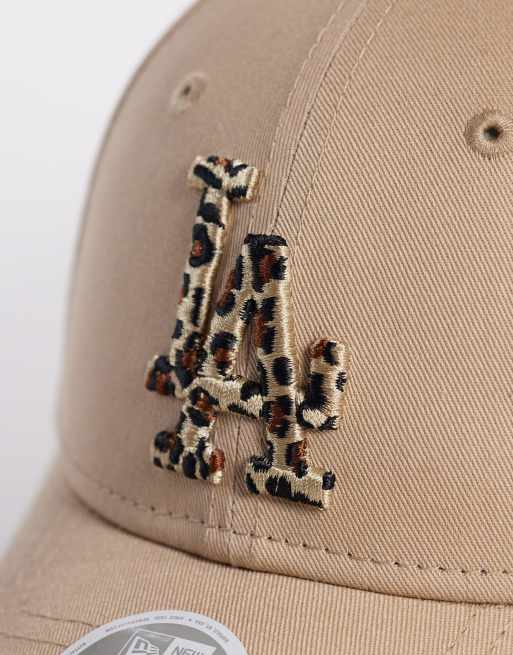 New Era - LA Dodgers - 9Forty - Damespet met logo met luipaardprint in beige, 3 van 3