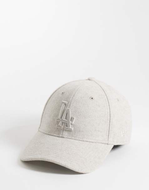 New Era LA Dodgers 9forty winter fabric cap in beige - view 1