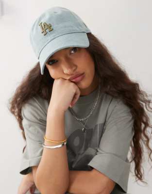 New Era - LA Dodgers 9twenty - Jeans-Kappe in heller Waschung mit Kontrast-Detail-Blau