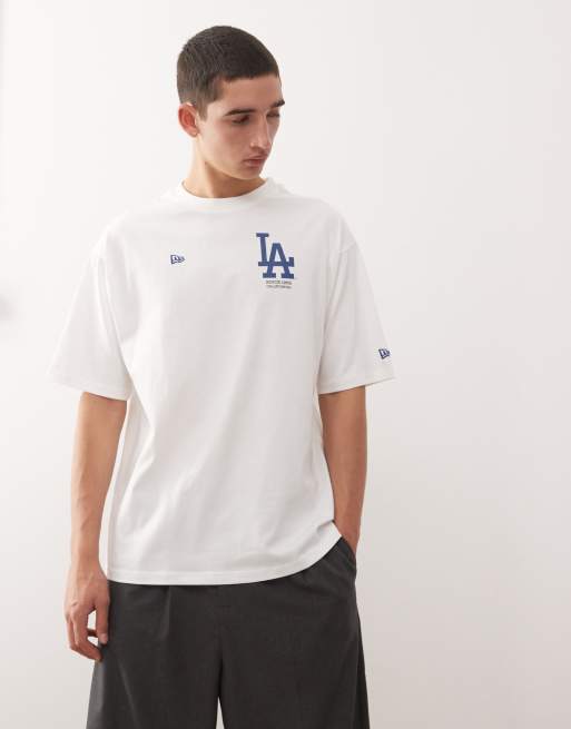 New Era LA Dodgers baseball motif back print t-shirt in white, 3 of 5