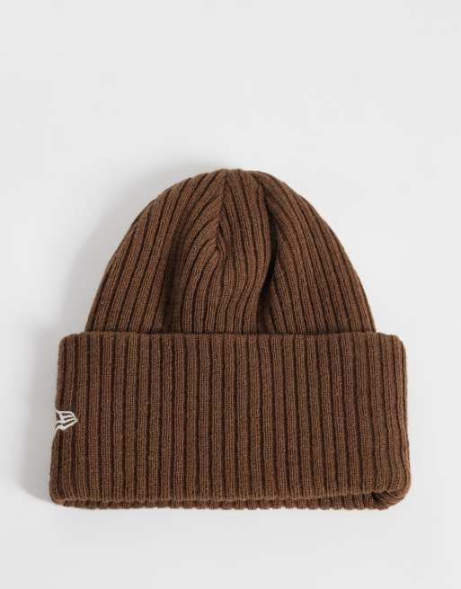 New Era LA Dodgers geribbelde beanie met brede omslag in bruin, 2 van 3