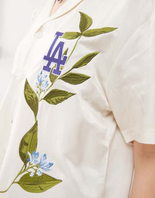 New Era – LA Dodgers – Gräddvit skjorta med platt krage och blombroderi, 2 av 4