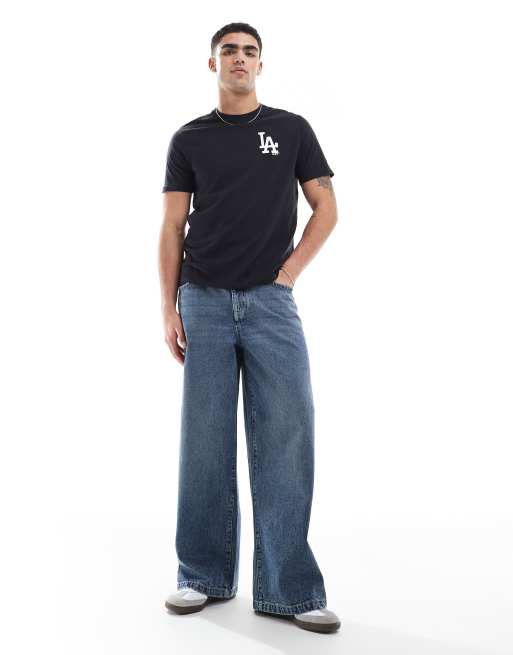 New Era LA Dodgers graphic back t-shirt in black, 2 of 4