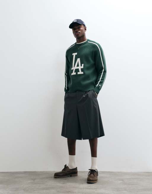 New Era LA Dodgers large logo knitted jumper with contrast piping in dark green, 2 of 5