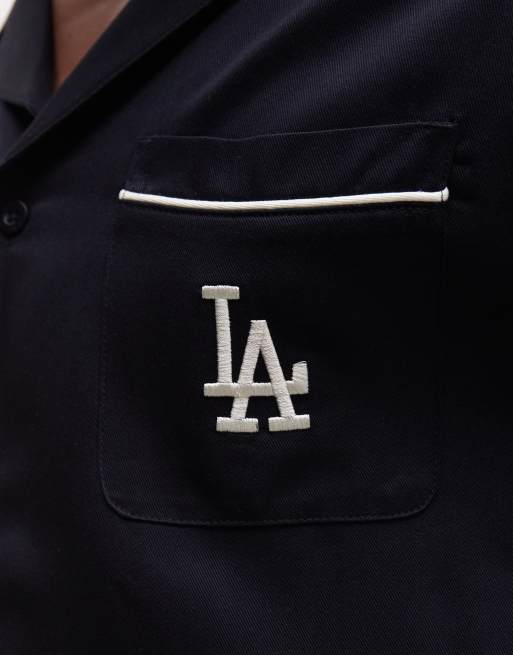 New Era - LA Dodgers - Marineblå skjorte med reverskrave og logo, 5 af 5