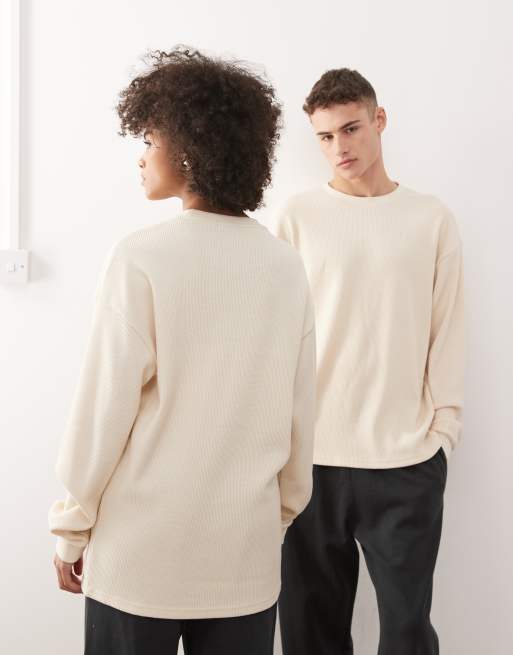 New Era long sleeve flag logo waffle t-shirt in cream, 2 of 4