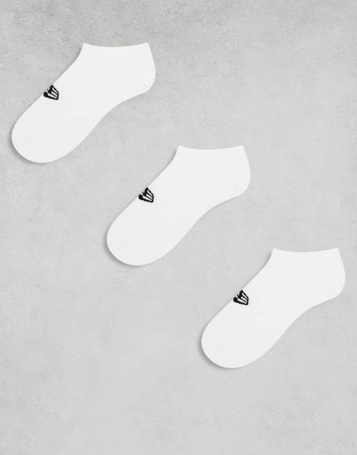 New Era - Lot de 3 paires de chaussettes invisibles à logo - Blanc