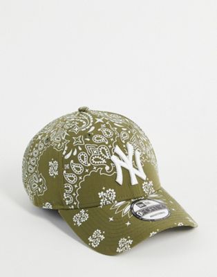 New Era MLB 9Forty New York Yankees paisley unisex cap in khaki exclusive at ASOS - ASOS Price Checker