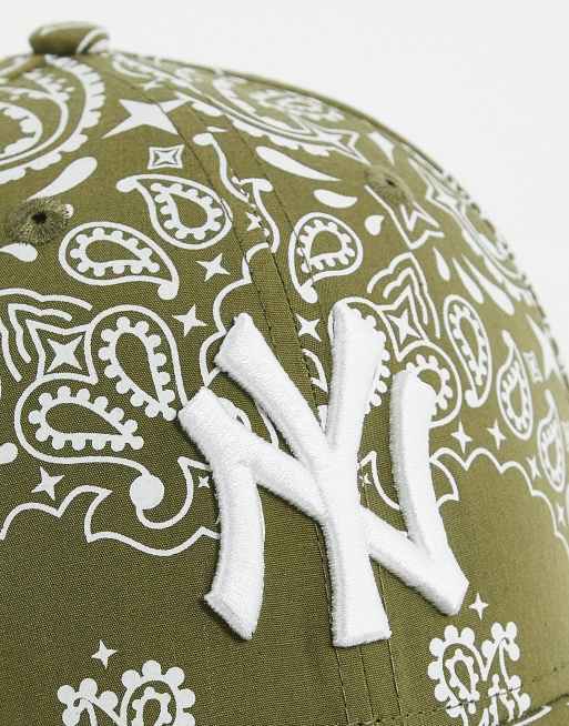 MLB New Era New York Yankees Paisley T-Shirt (White)