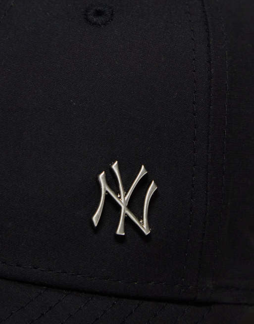 New Era - MLB 9forty NY - Cappellino degli Yankees regolabile nero, 3 di 4