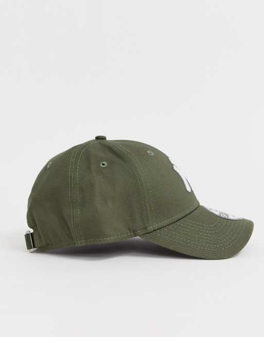 New Era MLB 9Forty NY Yankees adjustable cap in green, 4 of 4