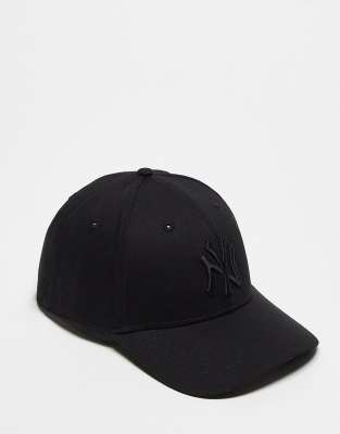New Era MLB 9forty NY Yankees adjustable unisex cap in black - ASOS Price Checker