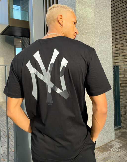 New Era MLB New York Yankees logo t-shirt in black exclusive as ASOS