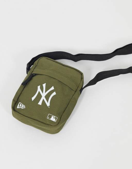 New Era MLB NY crossbody bag in green