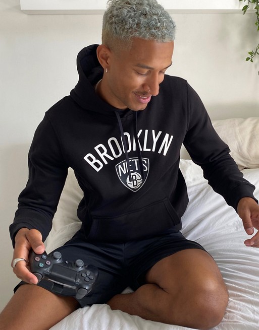 New Era NBA Brooklyn Nets logo hoodie in black