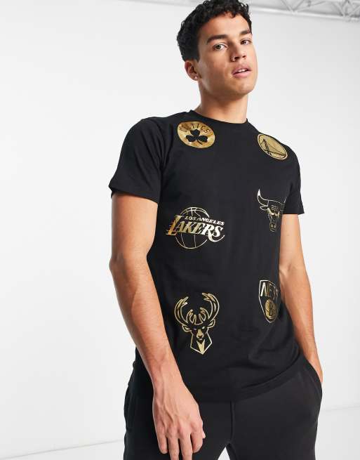 New Era NBA gold foil print badge t-shirt in black