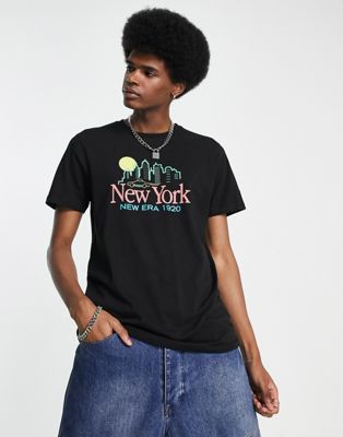 New Era New York print t-shirt in black