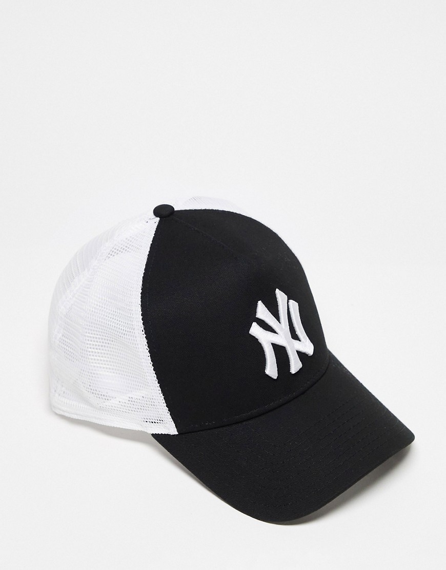 New Era New York Yankees clean a-frame trucker cap in black