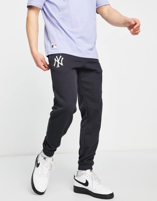 New Era – New York Yankees – Trainingsanzug in Marineblau, 2 von 3