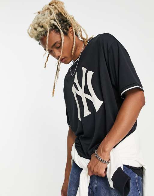 New Era – New York Yankees – Marinblå t-shirt i mesh med applikation – Endast hos ASOS