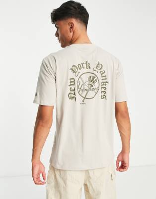 New Era New York Yankees Old English Backprint T Shirt In Beige Asos