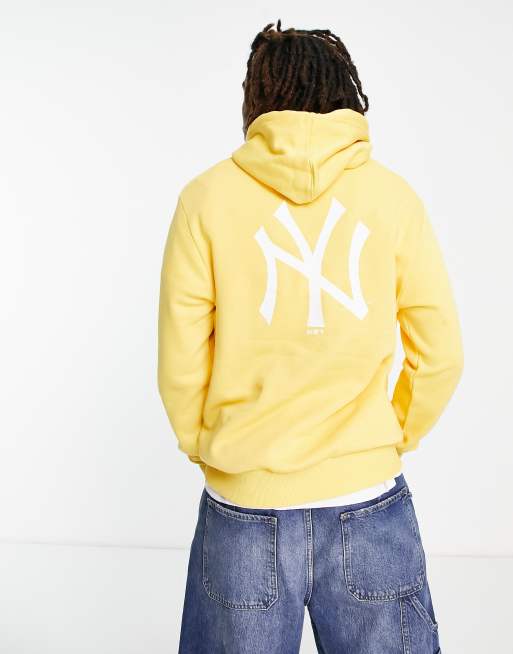 New Era New York Yankees oversized back print hoodie in yellow, 2 of 4