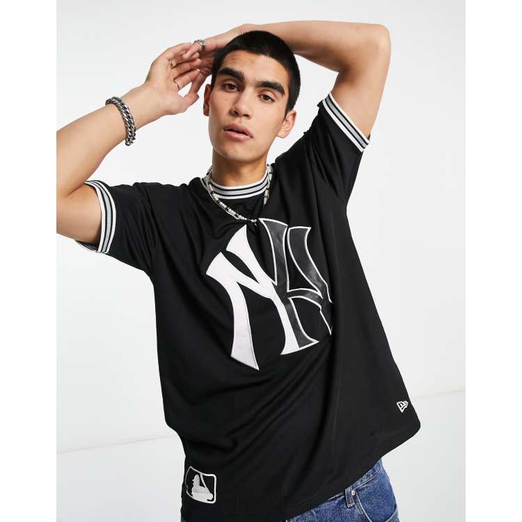 New Era New York Yankees oversized mesh t-shirt in black