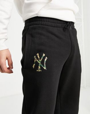 Survêtements New Era - New York Yankees - Pantalon de jogging à logo camouflage - Noir