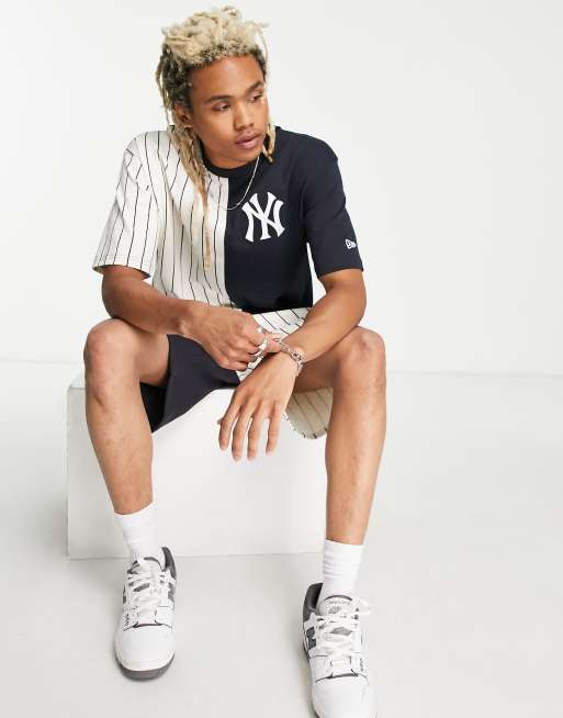 New Era New York Yankees oversized t-shirt in black, ASOS