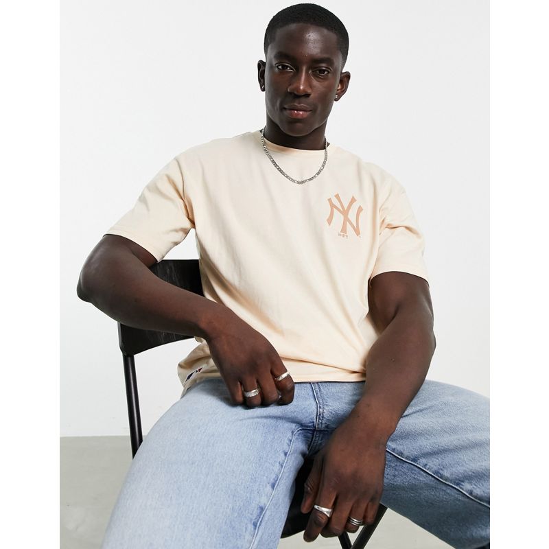 Novità Uomo New Era - New York Yankees - T-shirt oversize crema