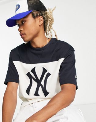 New Era MLB New York Yankees logo t-shirt in white exclusive as ASOS