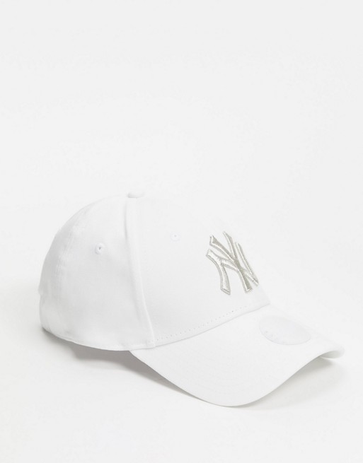 New Era NY 9Forty cap in white with metallic logo