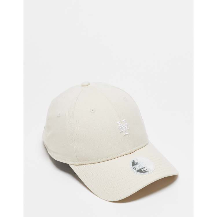 新品未開封　Mary logo cap beige Beige cap with monogram embroidery, girl